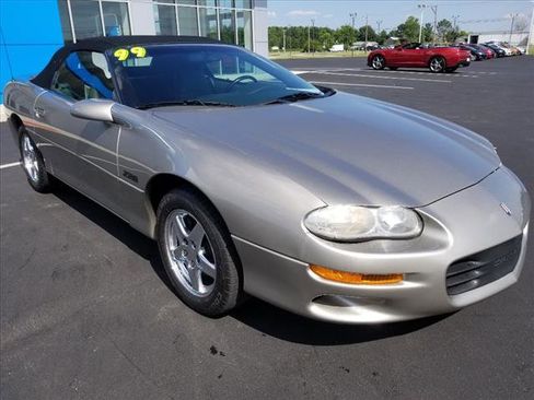 Used 1999 Chevrolet Camaro Z28 image 3