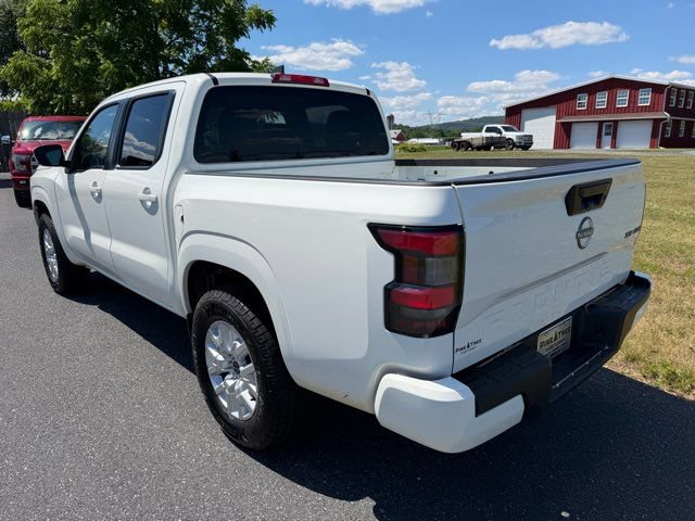 Used 2023 Nissan Frontier SV AWD/4WD image 3