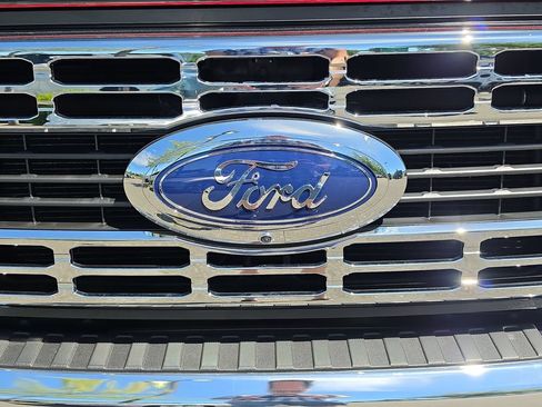 Used 2023 Ford F350 XLT w/ 360-Degree Camera Package AWD/4WD image 25