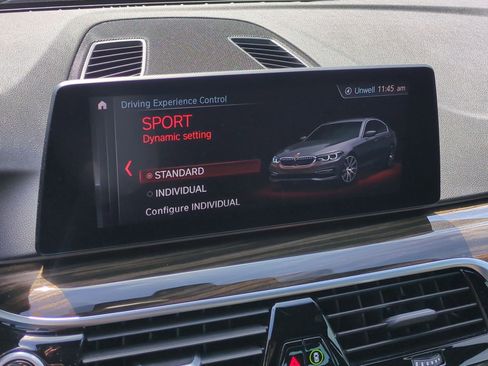 Used 2019 BMW 530i w/ M Sport Package image 23