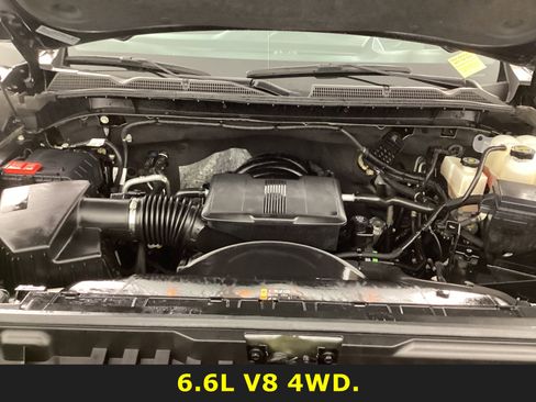 Used 2024 GMC Sierra 2500 AT4X image 29