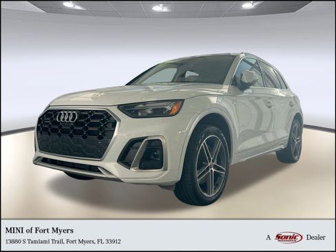 Used 2024 Audi Q5 e Premium Plus image 1