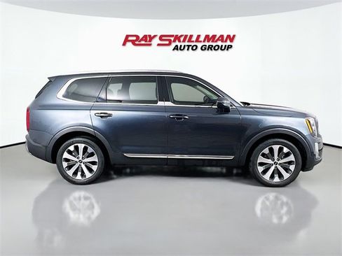 Used 2022 Kia Telluride EX w/ EX Premium Package image 8
