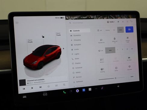 Used 2023 Tesla Model Y Long Range AWD/4WD image 28