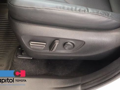 Certified 2024 Toyota Grand Highlander AWD image 13