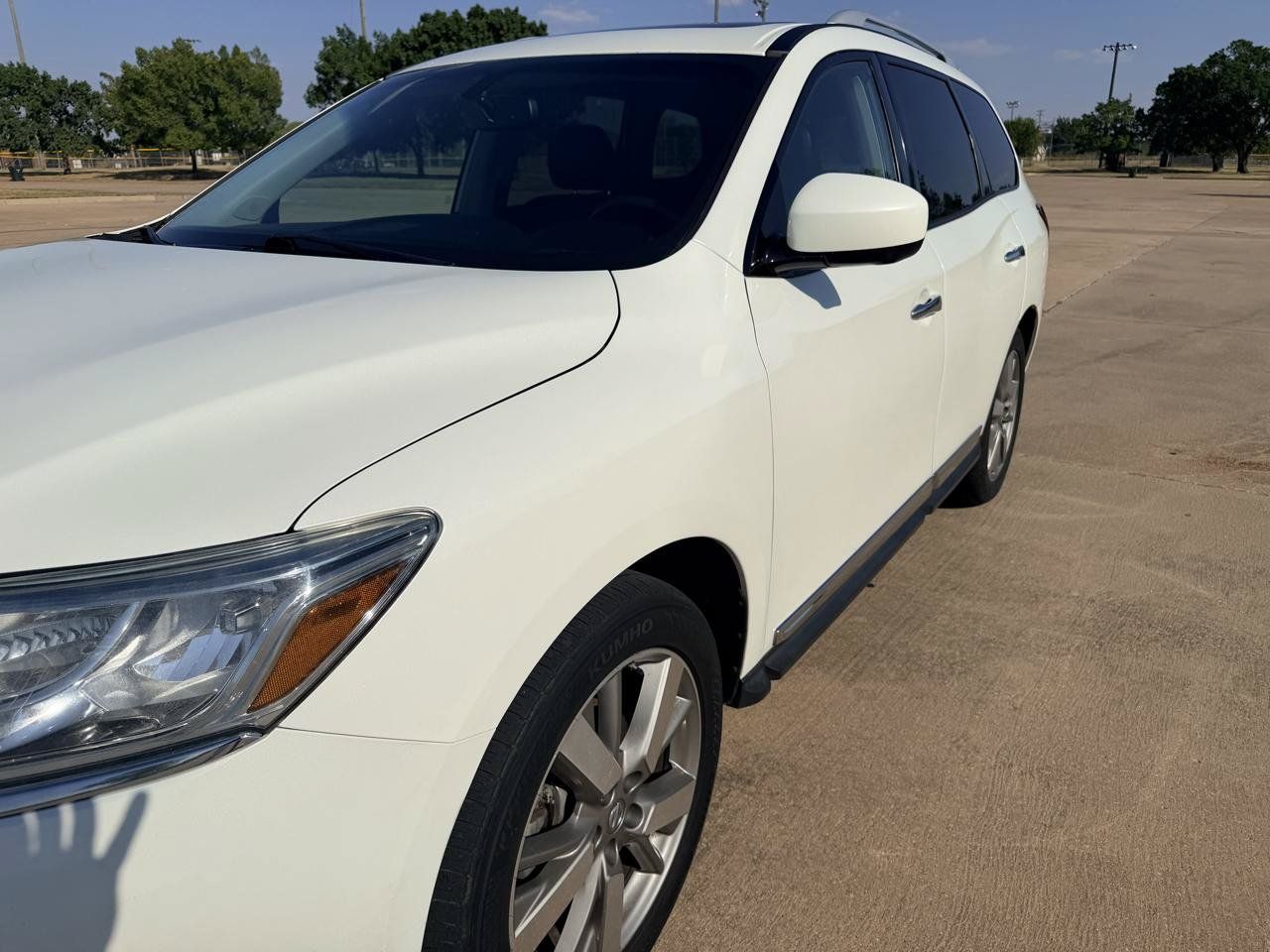 Used 2016 Nissan Pathfinder Platinum AWD/4WD image 7