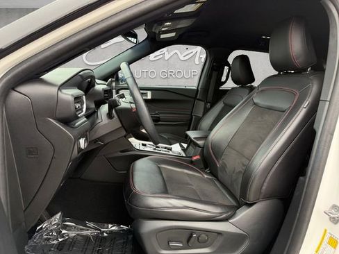 Used 2023 Ford Explorer ST-Line w/ Class IV Trailer Tow Package image 19