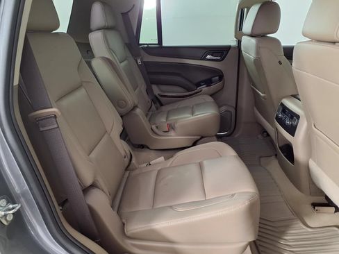 Used 2020 Chevrolet Tahoe LT w/ Luxury Package RWD image 12