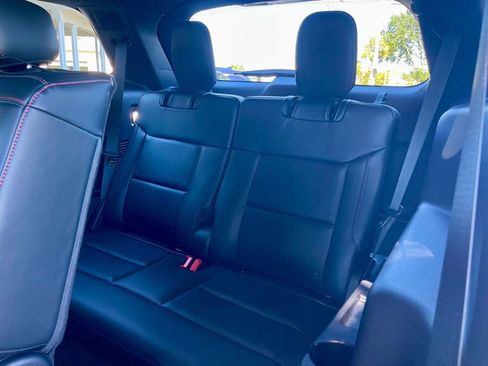 Used 2025 Ford Explorer ST-Line w/ ST-Line Street Pack image 13