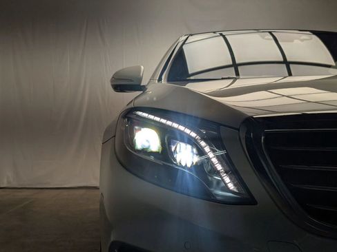 Used 2017 Mercedes-Benz S 550 Sedan image 8