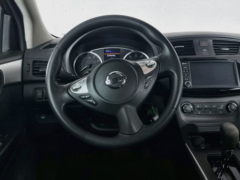 Used 2019 Nissan Sentra S FWD image 17