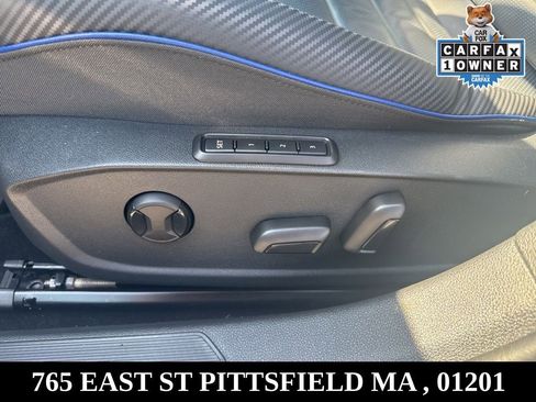 Used 2024 Volkswagen Golf R image 11