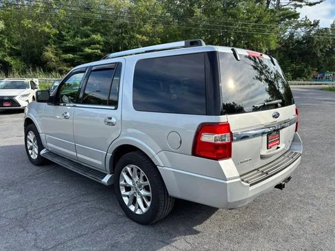 Used 2017 Ford Expedition Limited AWD/4WD image 6