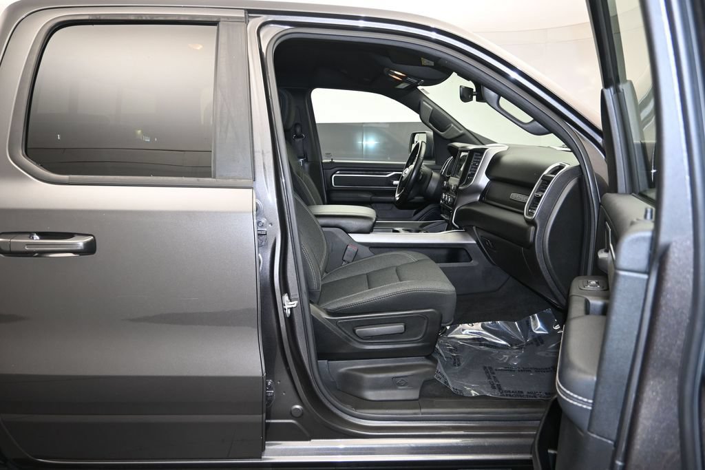 Used 2020 RAM 1500 Big Horn AWD/4WD image 25