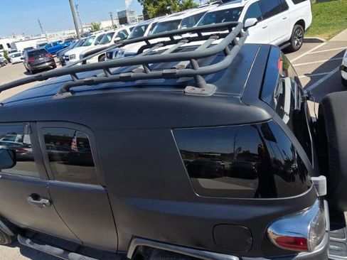 Used 2007 Toyota FJ Cruiser 4WD image 9