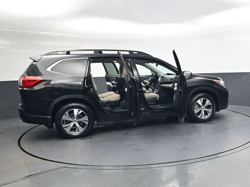 Used 2019 Subaru Ascent Premium image 42