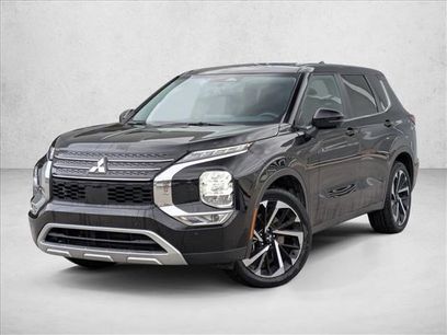 Used 2024 Mitsubishi Outlander SE