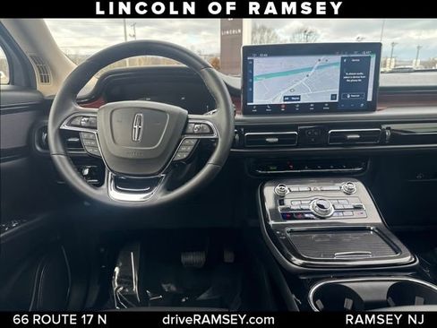 Used 2023 Lincoln Nautilus Reserve AWD/4WD image 24