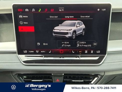 New 2026 Volkswagen Tiguan SE R-Line AWD/4WD image 16