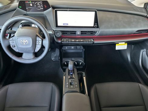 New 2026 Toyota Prius Plug-In Hybrid FWD image 15