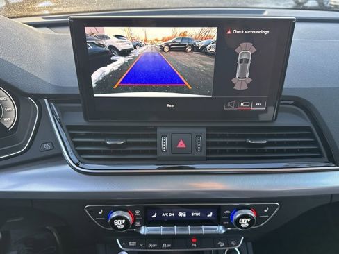 Used 2025 Audi Q5 2.0T Premium w/ Convenience Plus Package image 18