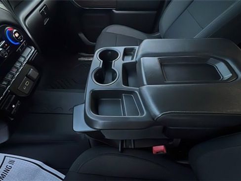 Used 2021 Chevrolet Silverado 2500 LT w/ Convenience Package image 34