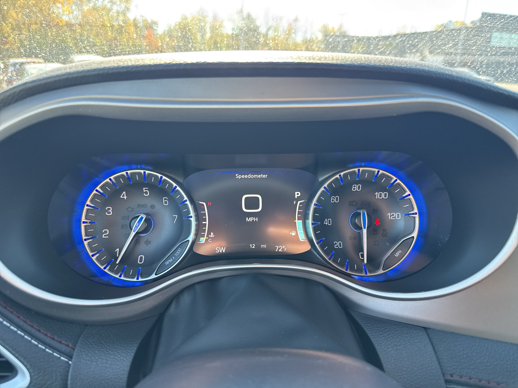 New 2027 Chrysler Pacifica Select AWD/4WD image 6