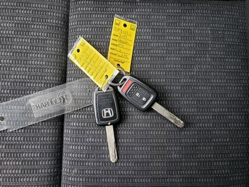 Used 2015 Honda Fit LX image 25