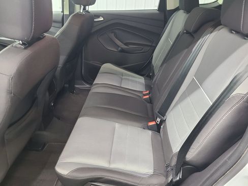 Used 2015 Ford Escape SE image 37