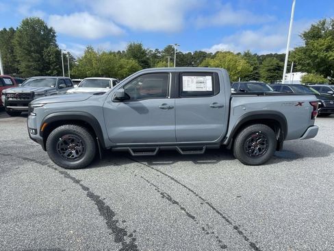 New 2025 Nissan Frontier Pro-X w/ Pro Convenience Package RWD image 2