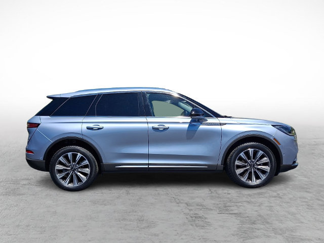 Used 2022 Lincoln Corsair Reserve w/ Equipment Group 201A AWD/4WD image 7