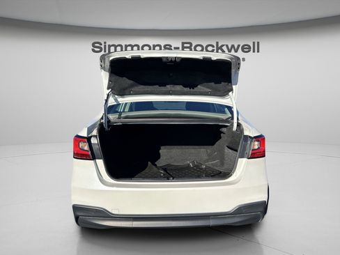 Used 2022 Subaru Legacy image 8