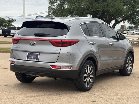 Used 2019 Kia Sportage EX FWD image 4