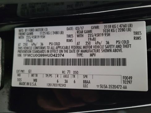 Used 2017 Ford Escape SE w/ Equipment Group 201A FWD image 33
