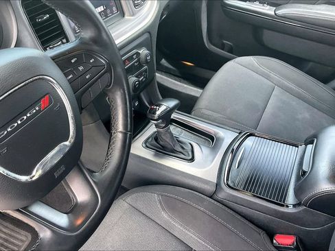 Used 2019 Dodge Charger SXT w/ Blacktop Package RWD image 15