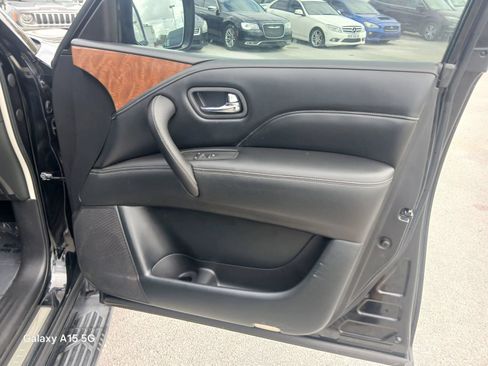 Used 2019 INFINITI QX80 Luxe AWD/4WD image 16
