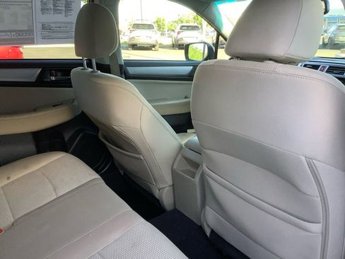 Used 2015 Subaru Outback 2.5i Premium AWD/4WD image 17