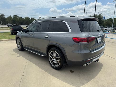 Used 2023 Mercedes-Benz GLS 450 4MATIC image 6