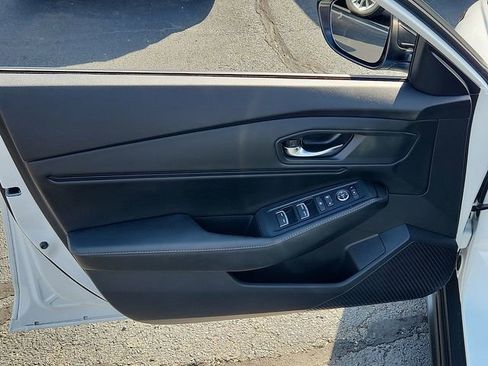 Used 2024 Honda Accord Sport image 12