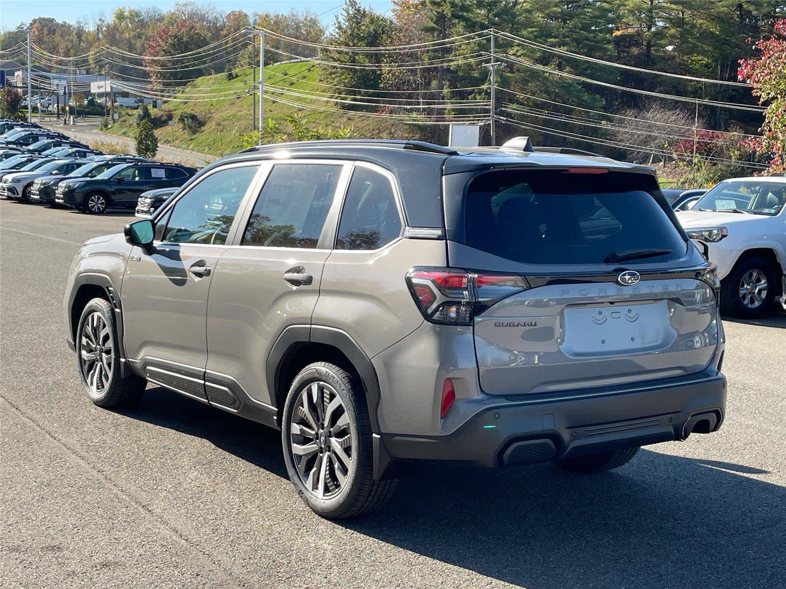 New 2026 Subaru Forester Touring AWD/4WD image 3