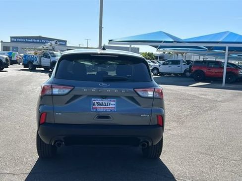 Certified 2022 Ford Escape SE w/ SE Sport Appearance Package AWD/4WD image 4
