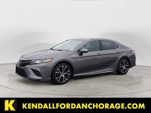 Used 2018 Toyota Camry SE w/ Protection Package (Q2) FWD image 1