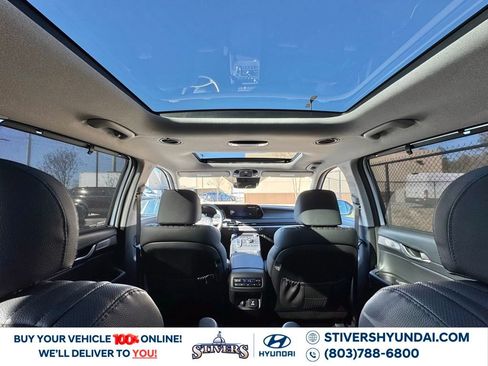 Certified 2024 Hyundai Palisade Limited image 3