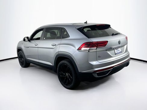 Used 2022 Volkswagen Atlas Cross Sport SE image 7