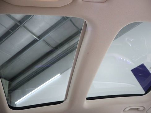 Certified 2022 Mercedes-Benz GLC 300 GLC 300 image 25