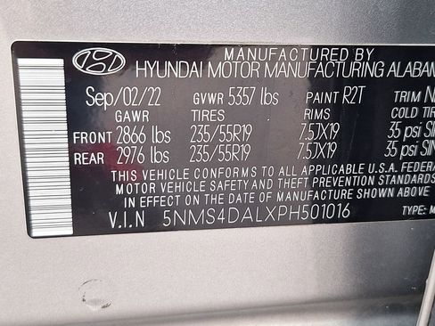 Certified 2023 Hyundai Santa Fe Limited w/ Cargo Package AWD/4WD image 32