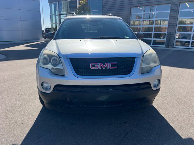 Used 2009 GMC Acadia SLE w/ Visibility Package FWD image 2