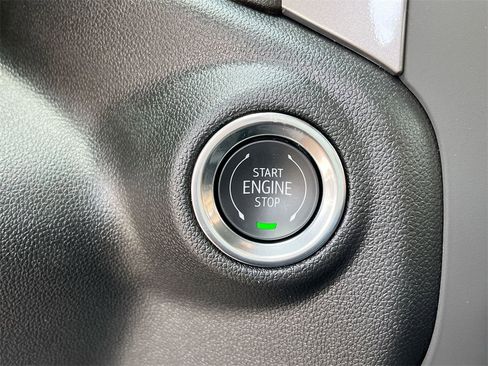 New 2025 Chevrolet Silverado 1500 Custom image 17