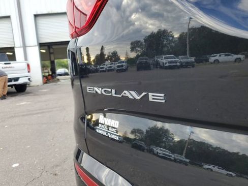 Used 2023 Buick Enclave Essence w/ Experience Buick Package image 7
