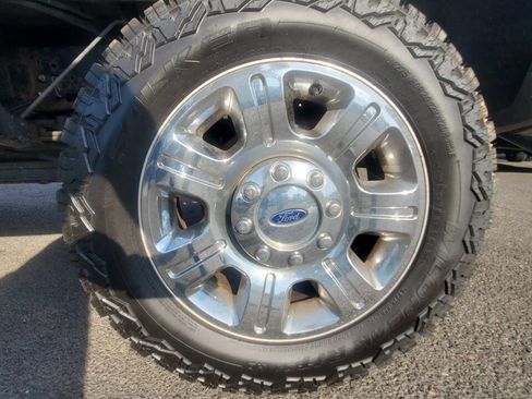 Used 2014 Ford F250 Lariat w/ Chrome Package AWD/4WD image 28